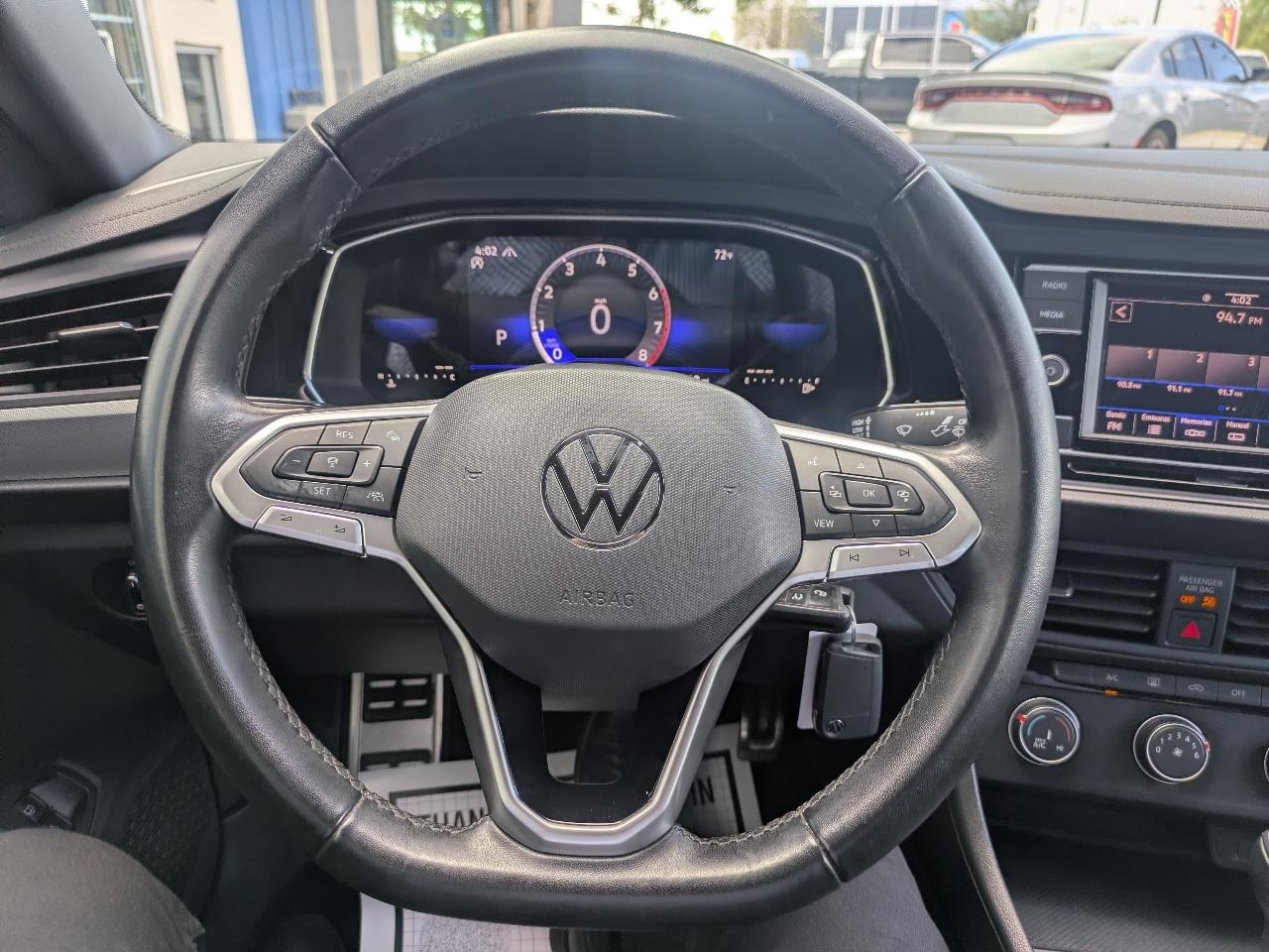 Volkswagen Jetta Sport 2023