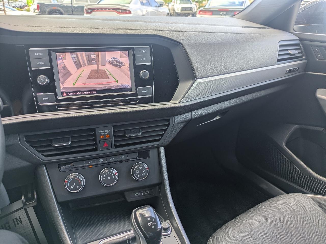 Volkswagen Jetta Sport 2023