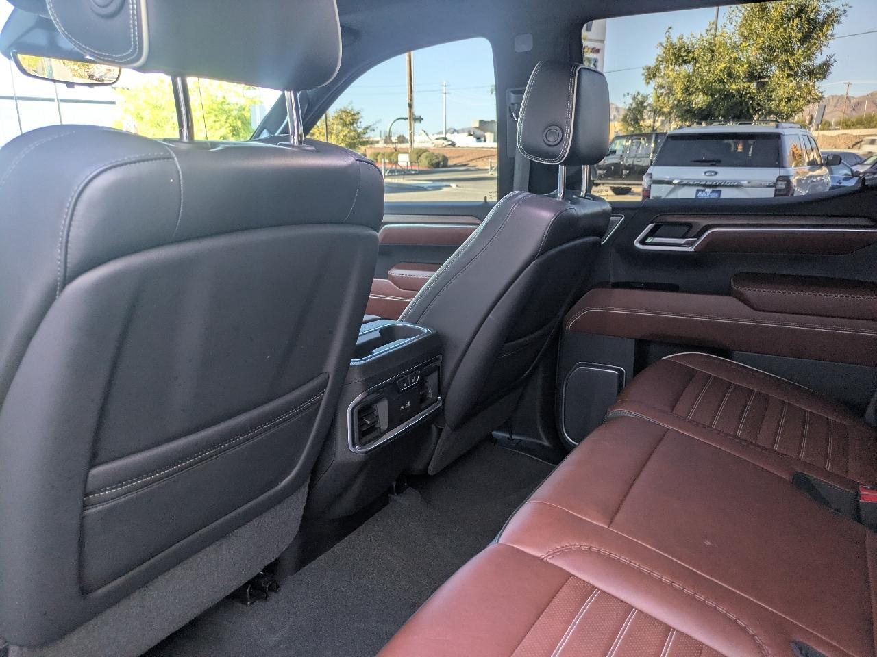 GMC Sierra 1500 Denali Ultimate Crew Cab 4WD 2022