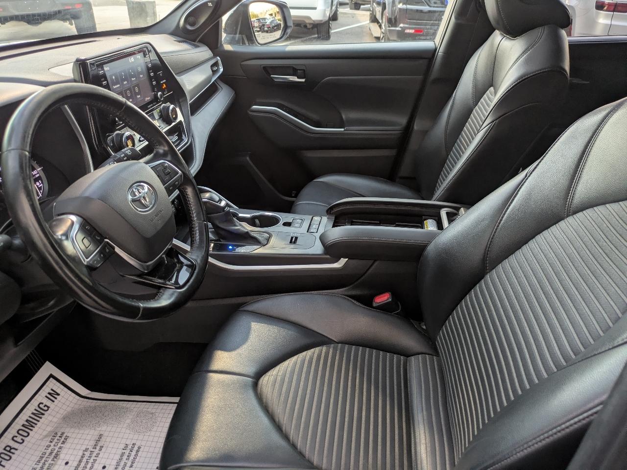 Toyota Highlander XSE FWD V6 2021