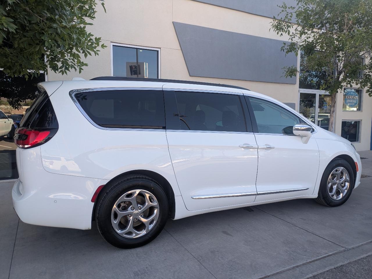 Chrysler Pacifica Limited 2022