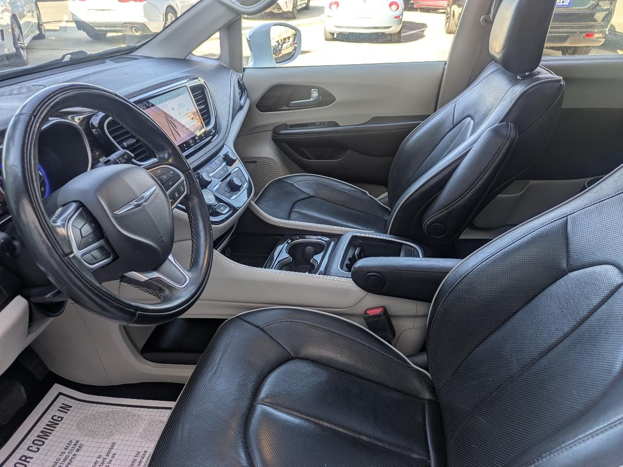 Chrysler Pacifica Limited 2022