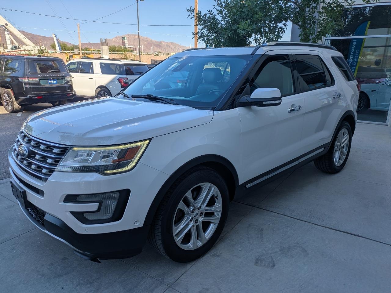 Ford Explorer Limited FWD 2017
