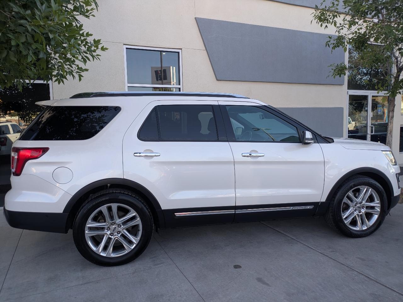 Ford Explorer Limited FWD 2017