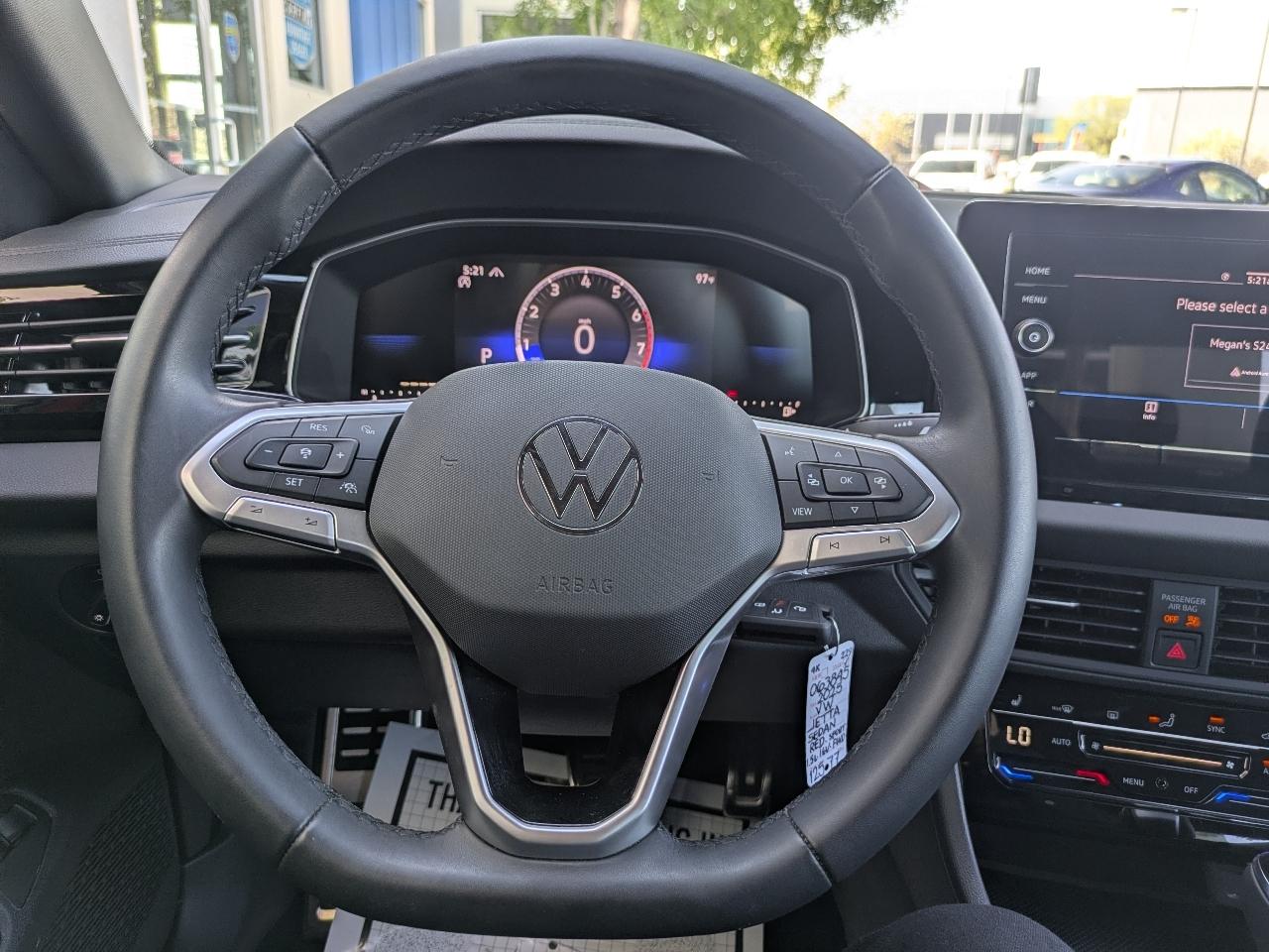 Volkswagen Jetta Sport 2025