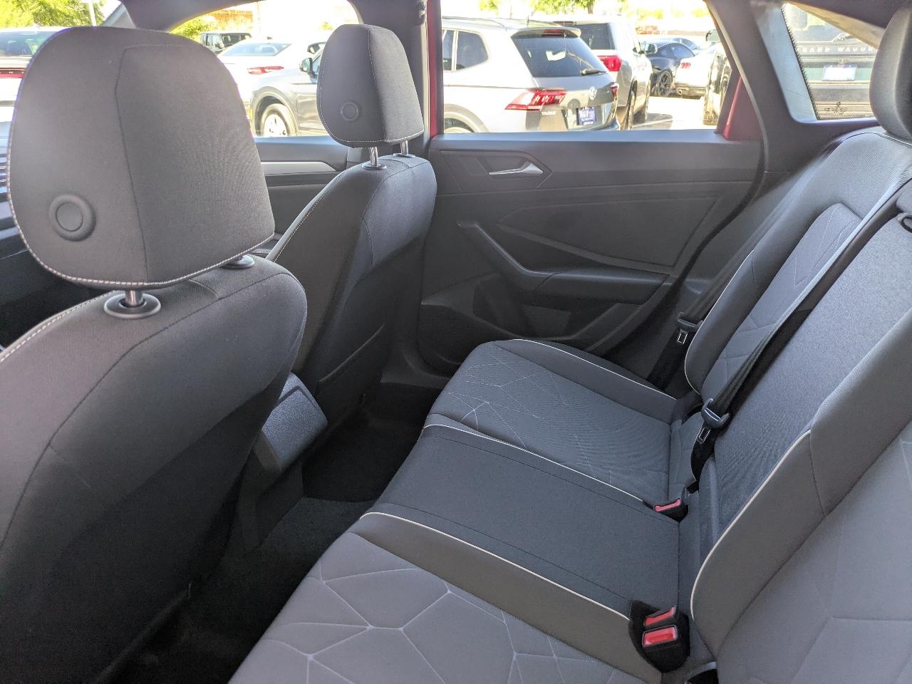 Volkswagen Jetta Sport 2025