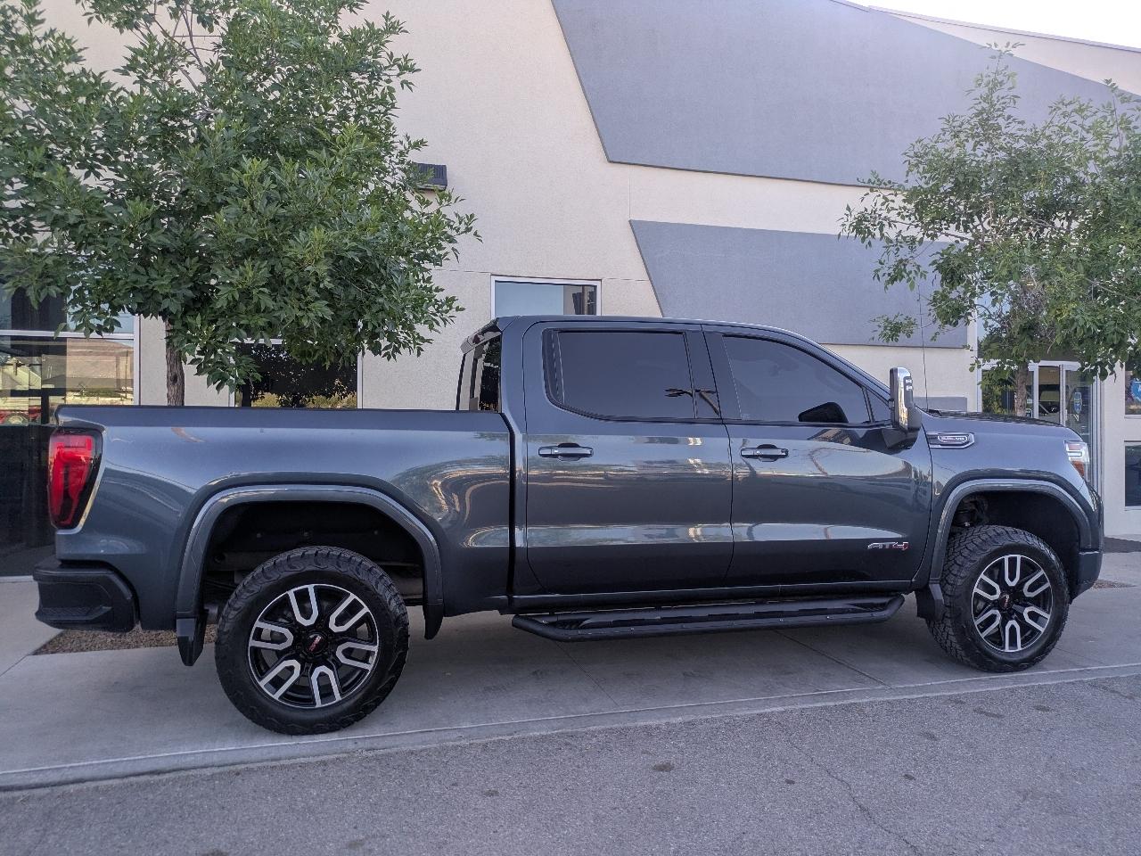 GMC Sierra 1500 AT4 Crew Cab Short Box 4WD 2020
