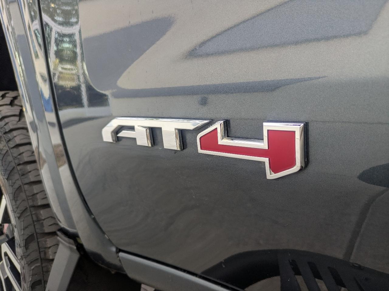 GMC Sierra 1500 AT4 Crew Cab Short Box 4WD 2020