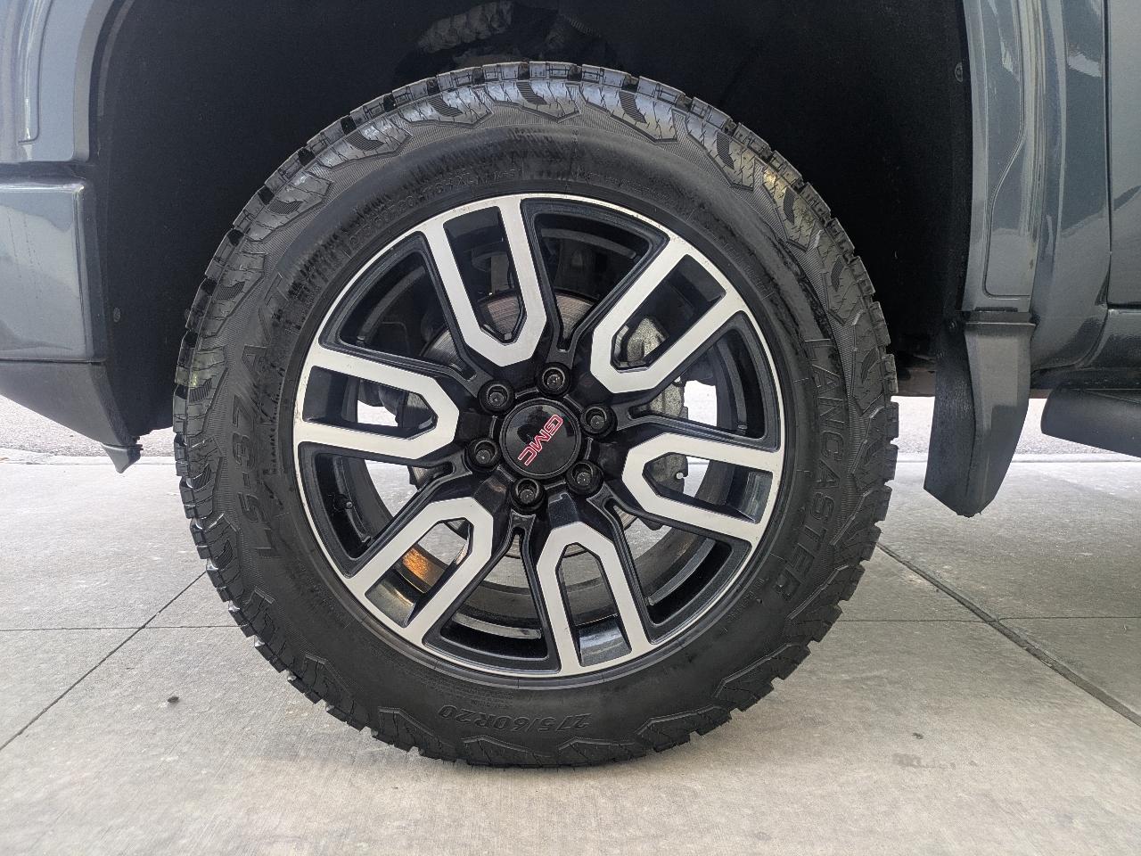 GMC Sierra 1500 AT4 Crew Cab Short Box 4WD 2020