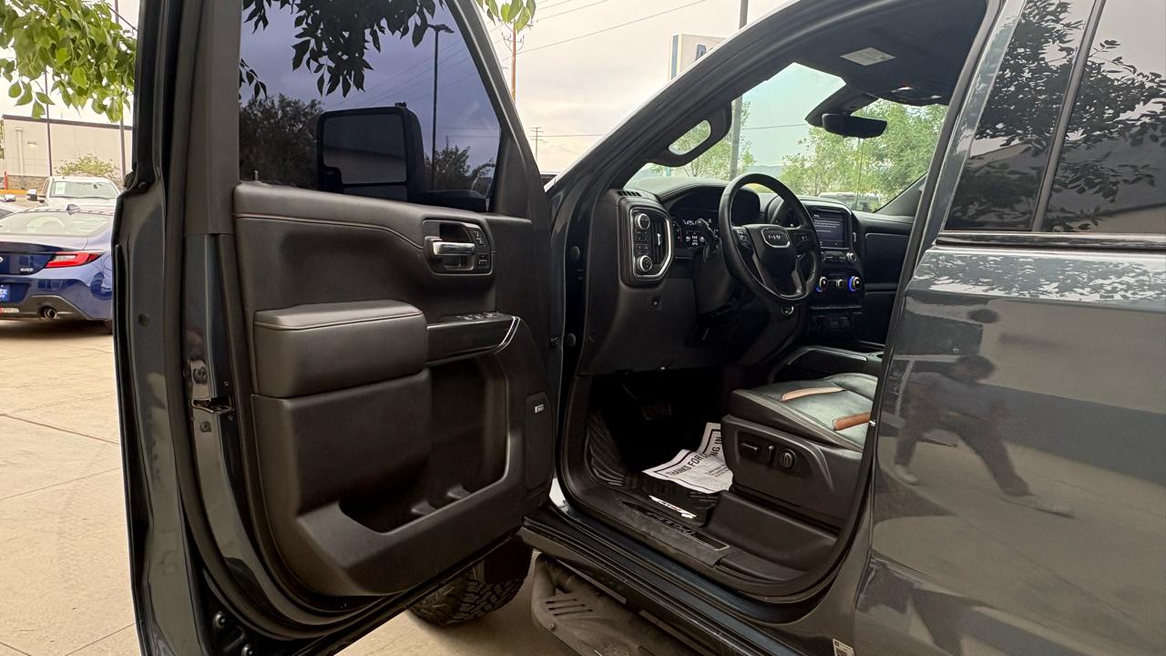 GMC Sierra 1500 AT4 Crew Cab Short Box 4WD 2020