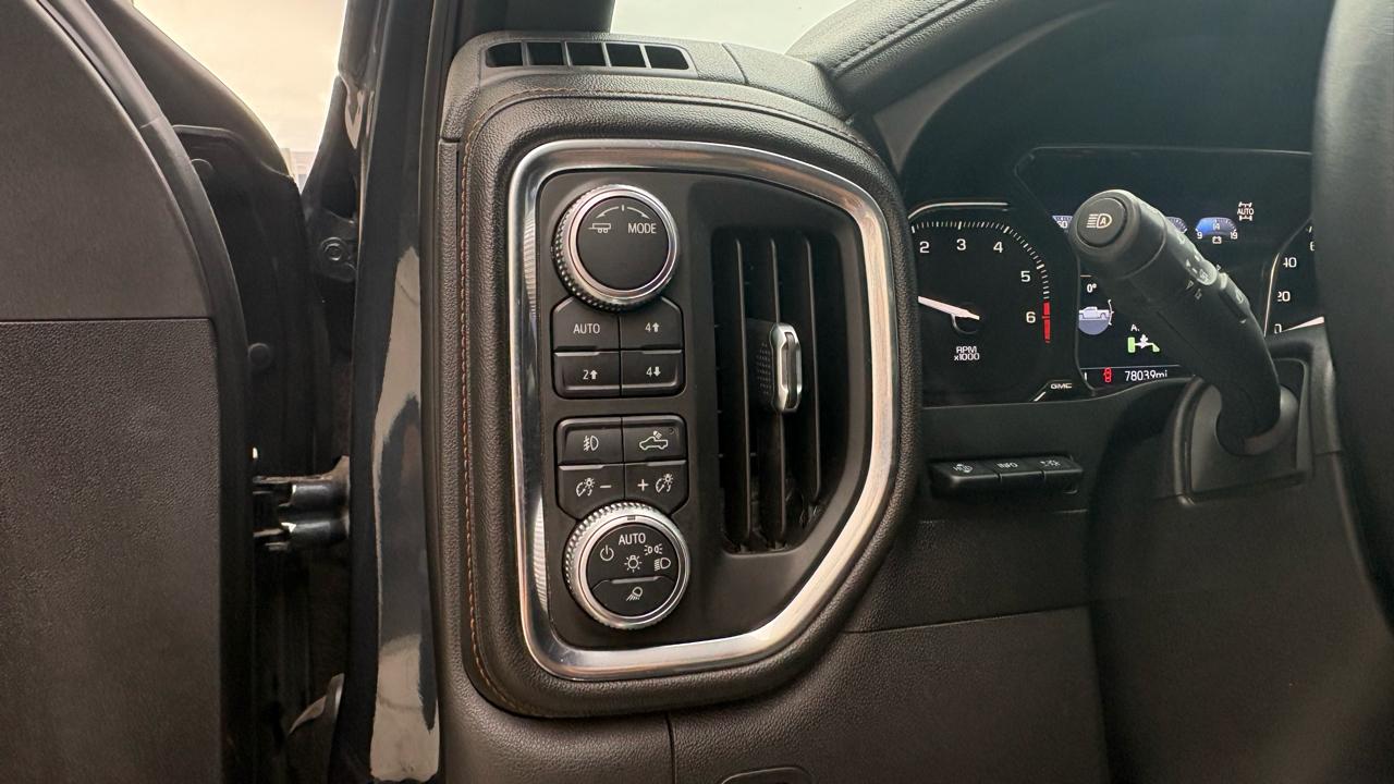 GMC Sierra 1500 AT4 Crew Cab Short Box 4WD 2020