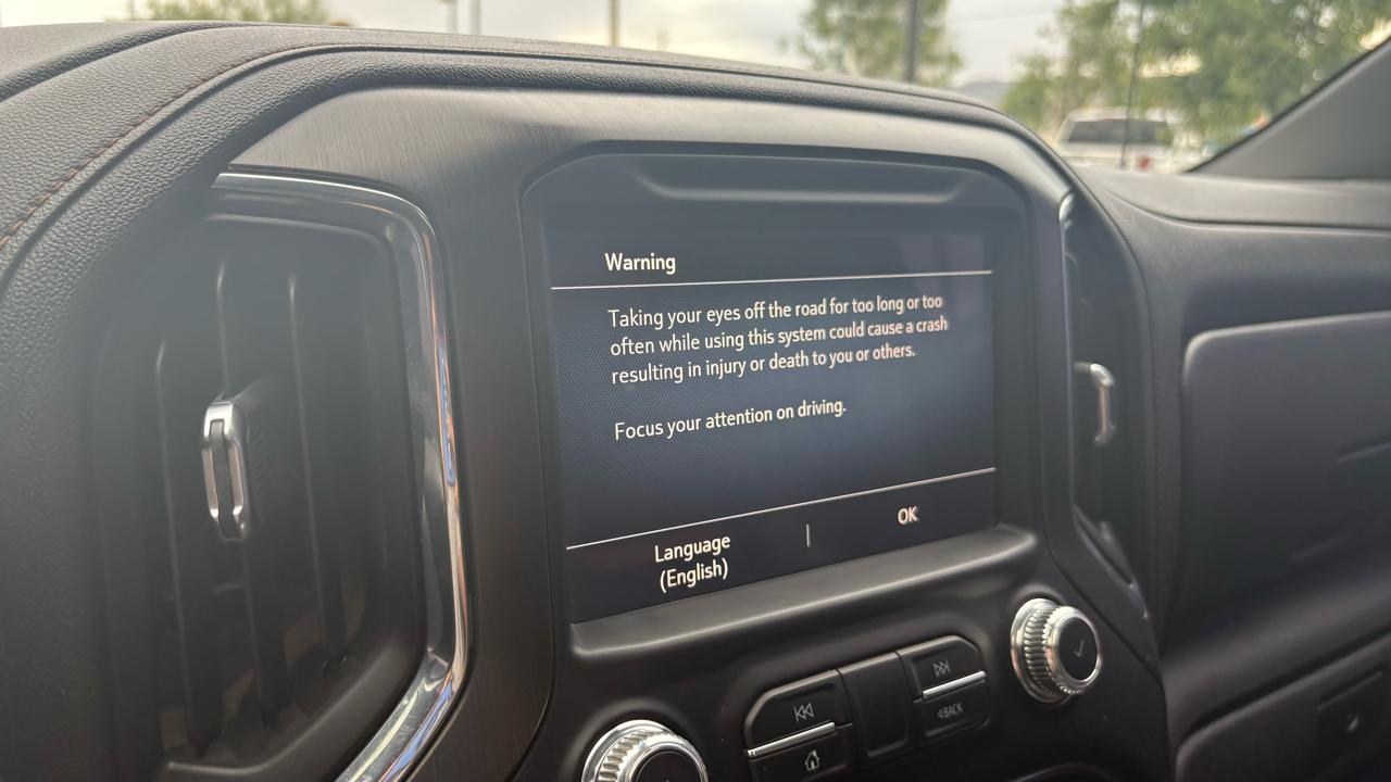 GMC Sierra 1500 AT4 Crew Cab Short Box 4WD 2020