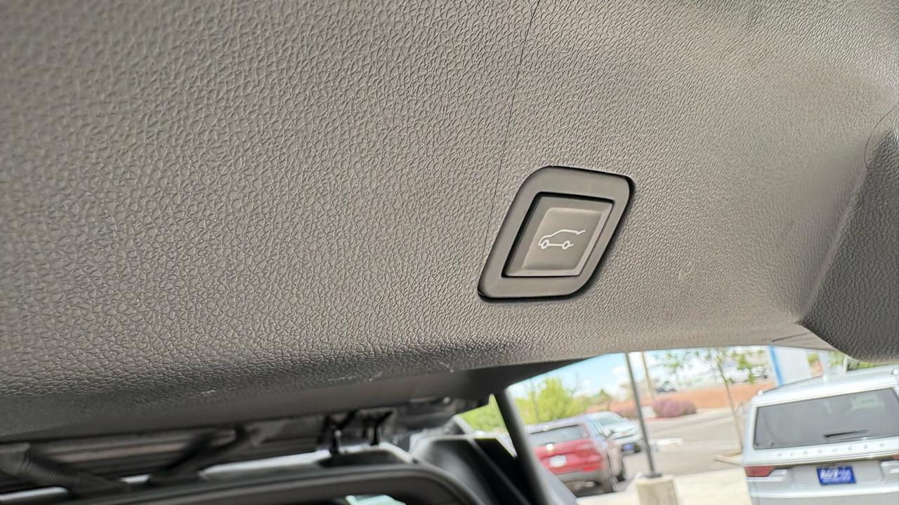 Chevrolet Tahoe Premier 2024