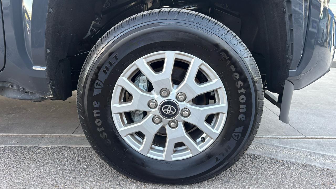 Toyota Tacoma SR Double Cab 2WD 2026