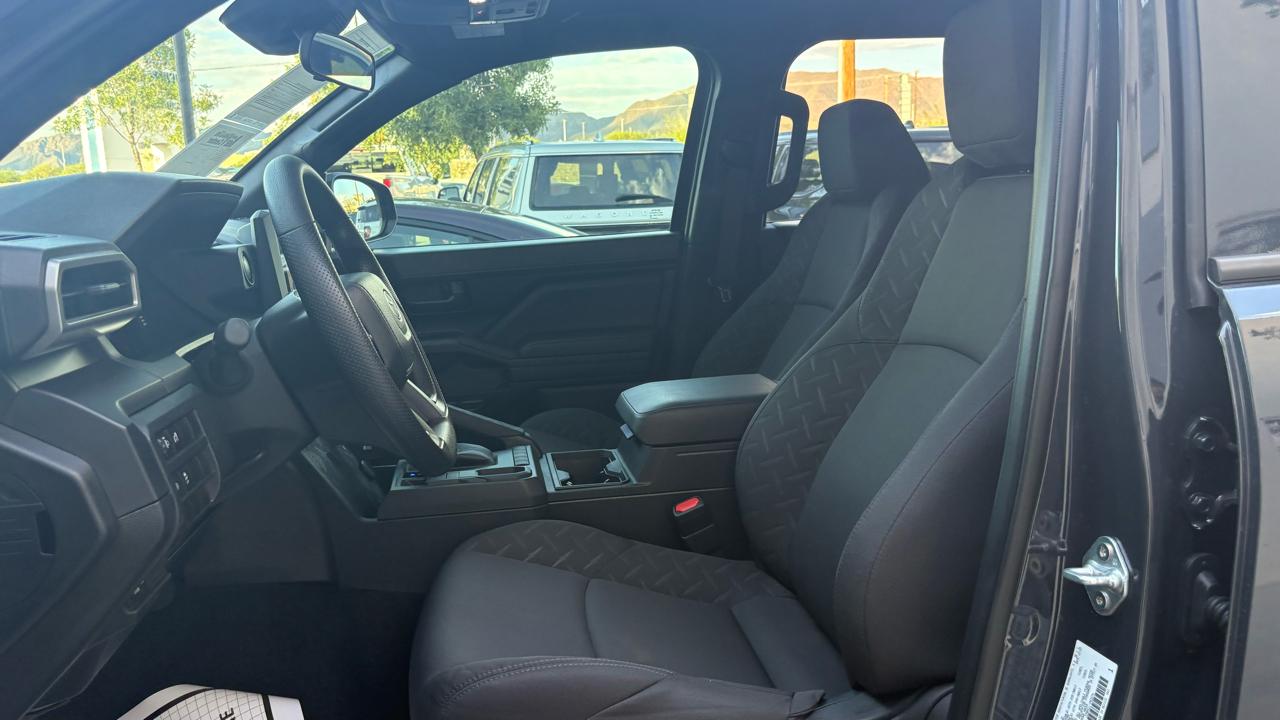 Toyota Tacoma SR Double Cab 2WD 2026