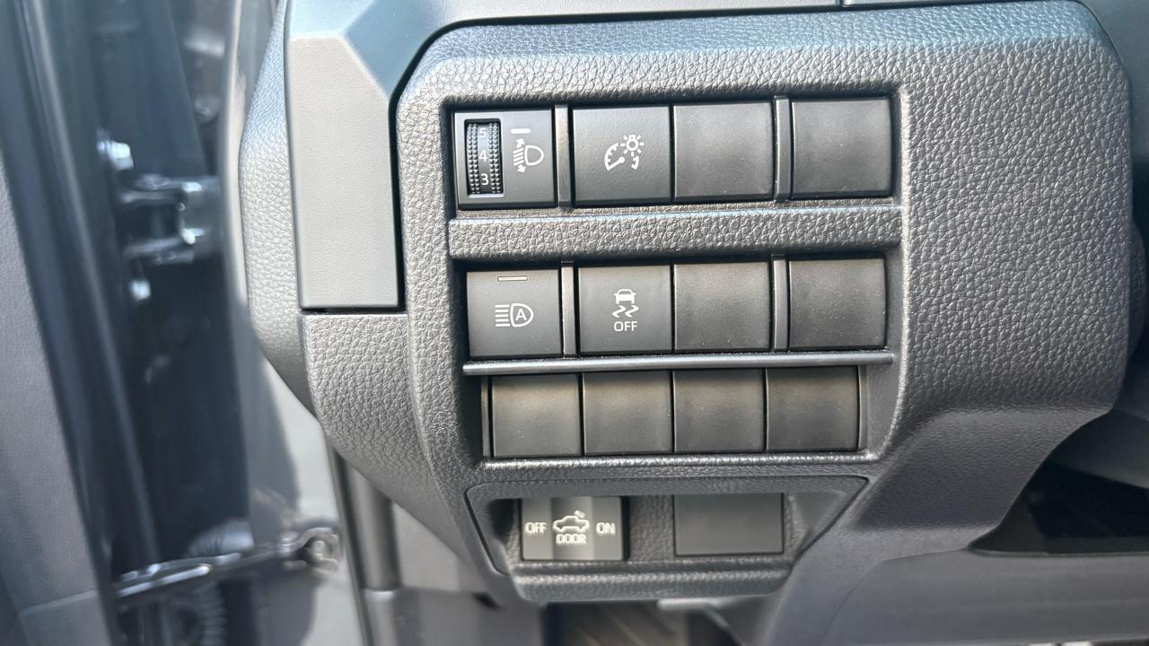 Toyota Tacoma SR Double Cab 2WD 2026