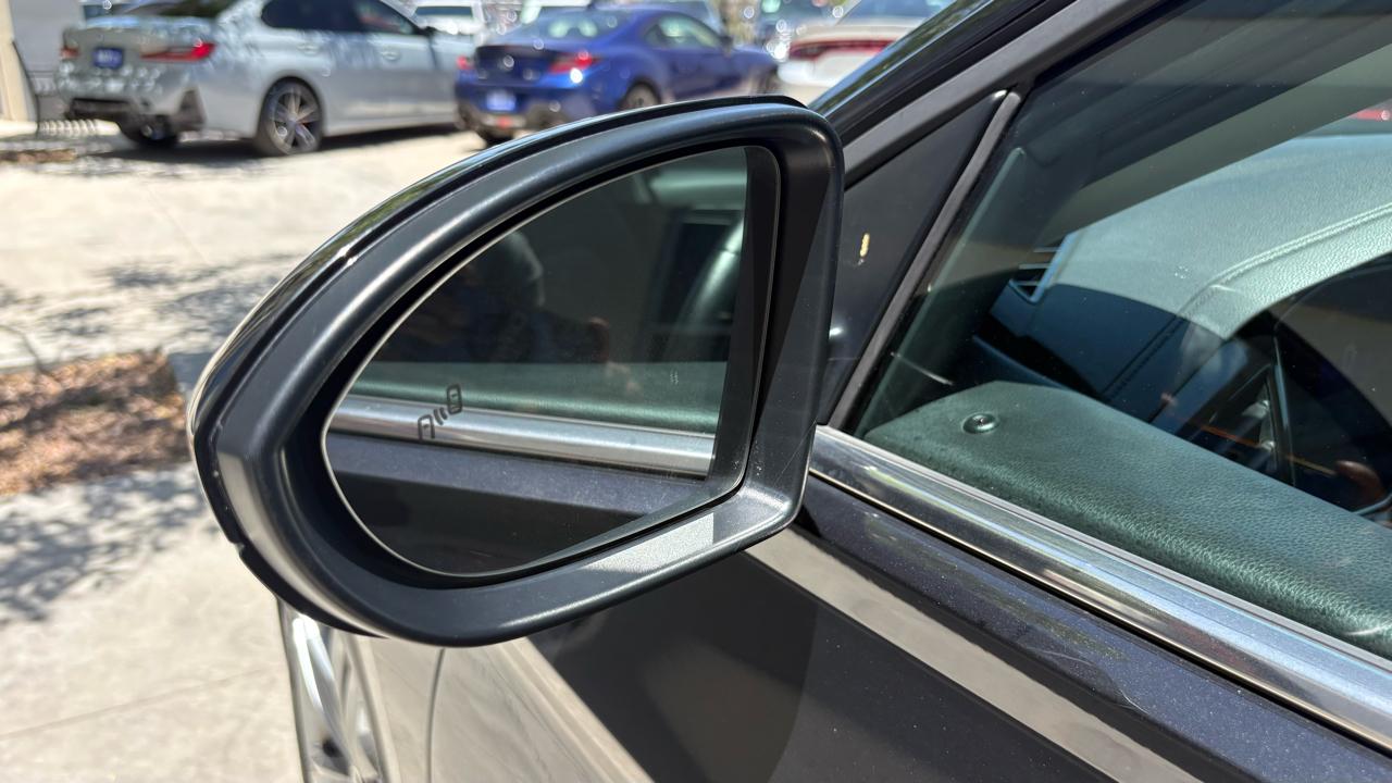 Volkswagen Jetta SE 2024