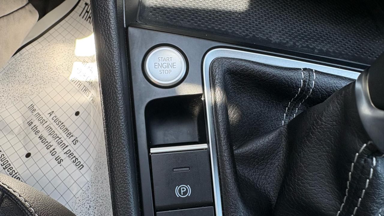 Volkswagen Jetta SE 2024