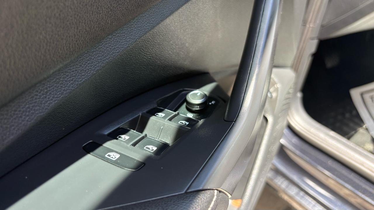 Volkswagen Jetta SE 2024