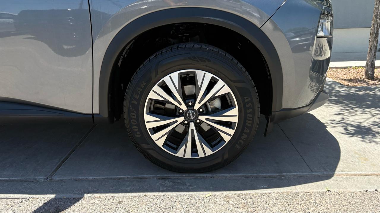 Nissan Rogue SV 2022