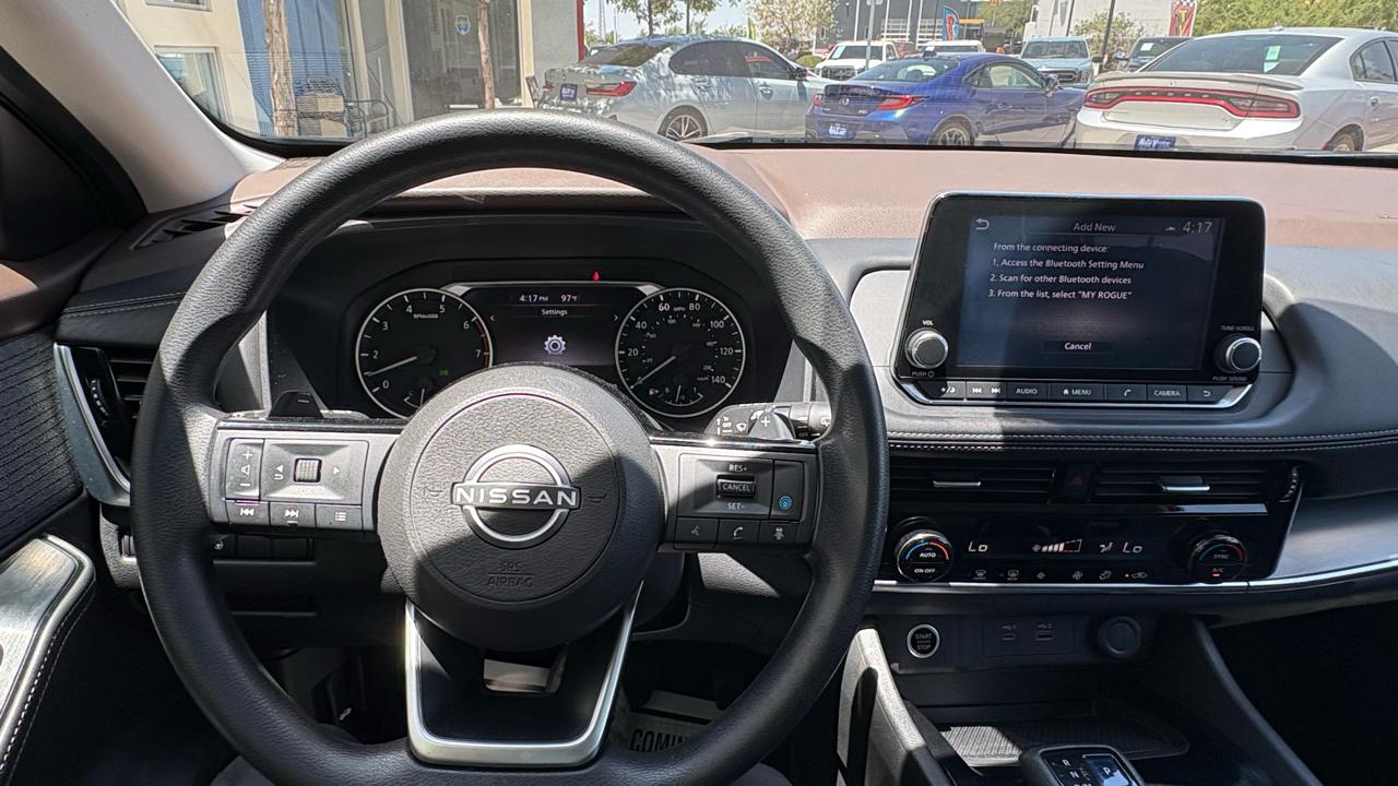 Nissan Rogue SV 2022