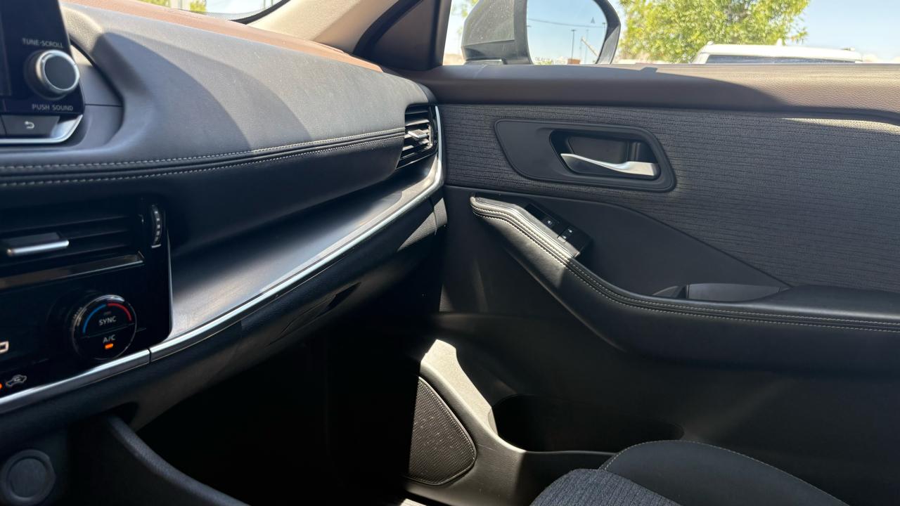 Nissan Rogue SV 2022