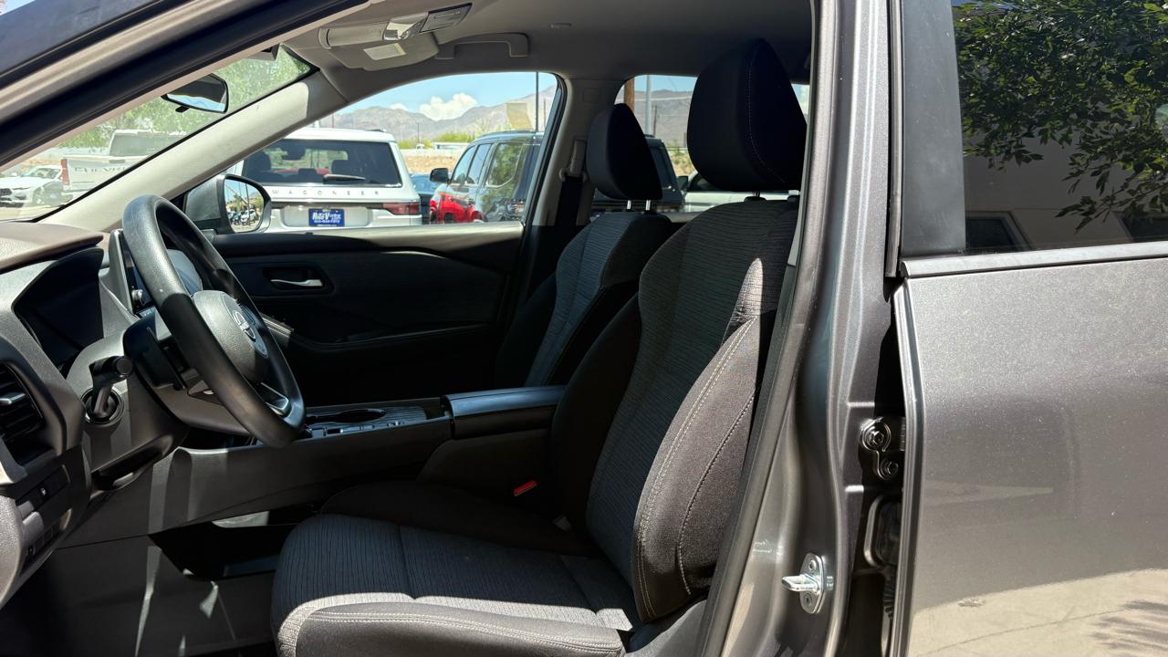 Nissan Rogue SV 2022