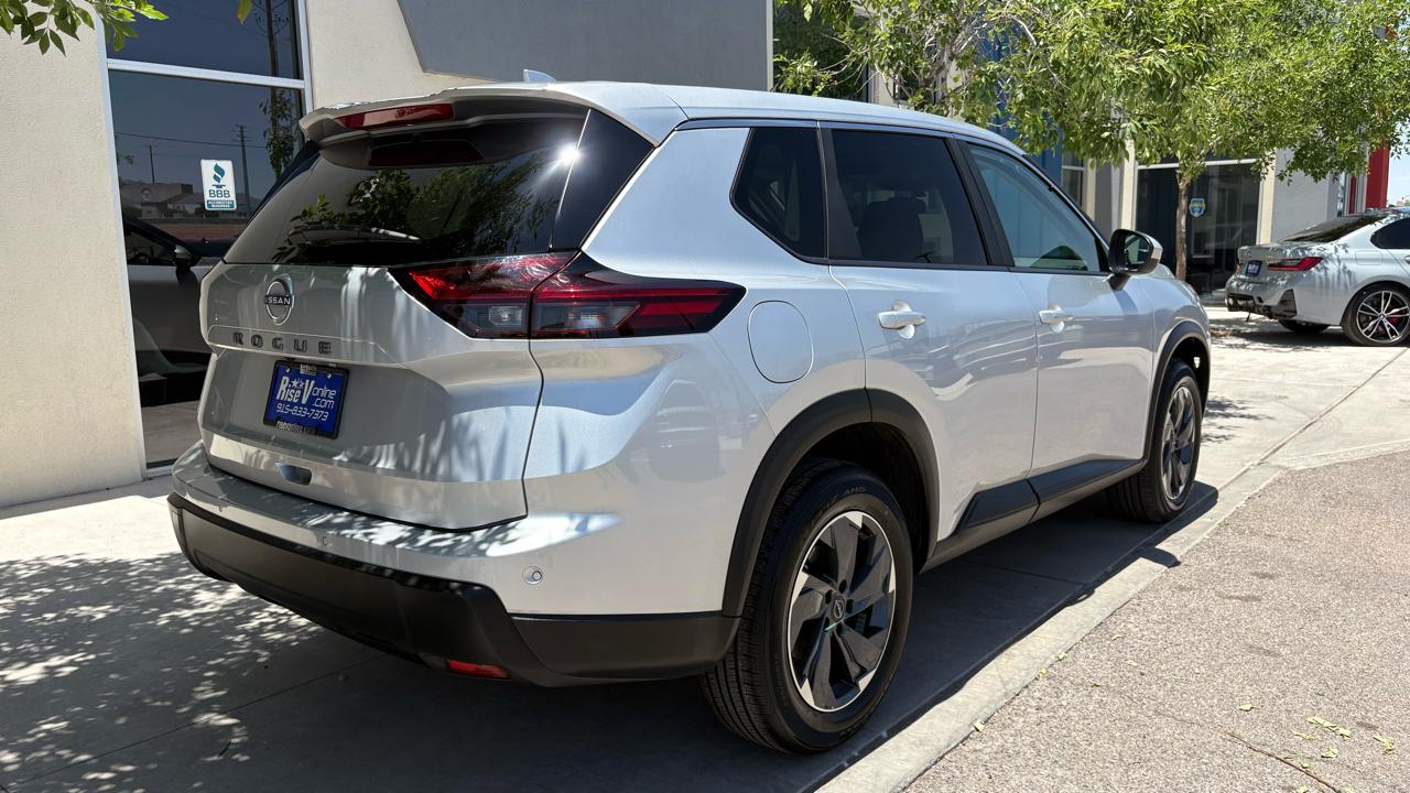 Nissan Rogue SV 2025