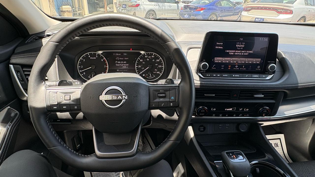 Nissan Rogue SV 2025