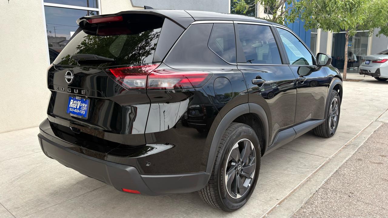 Nissan Rogue SV 2025