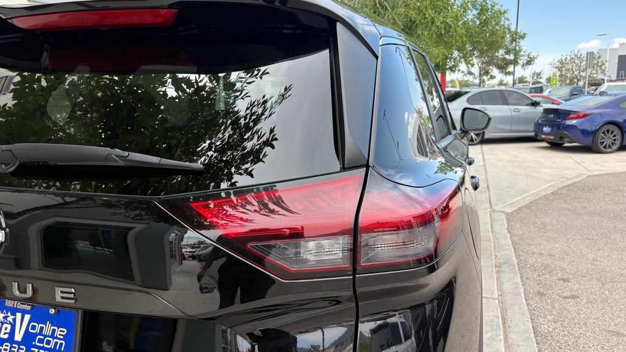 Nissan Rogue SV 2025