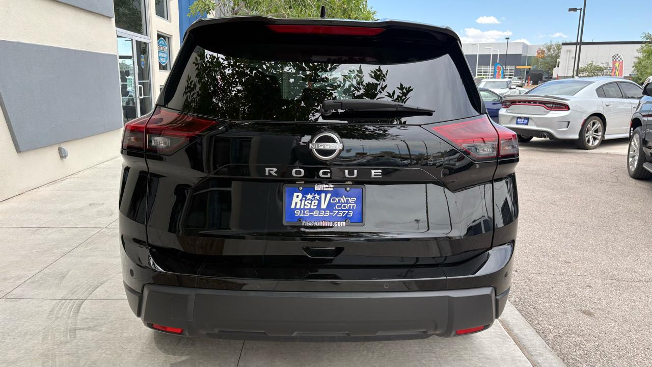 Nissan Rogue SV 2025