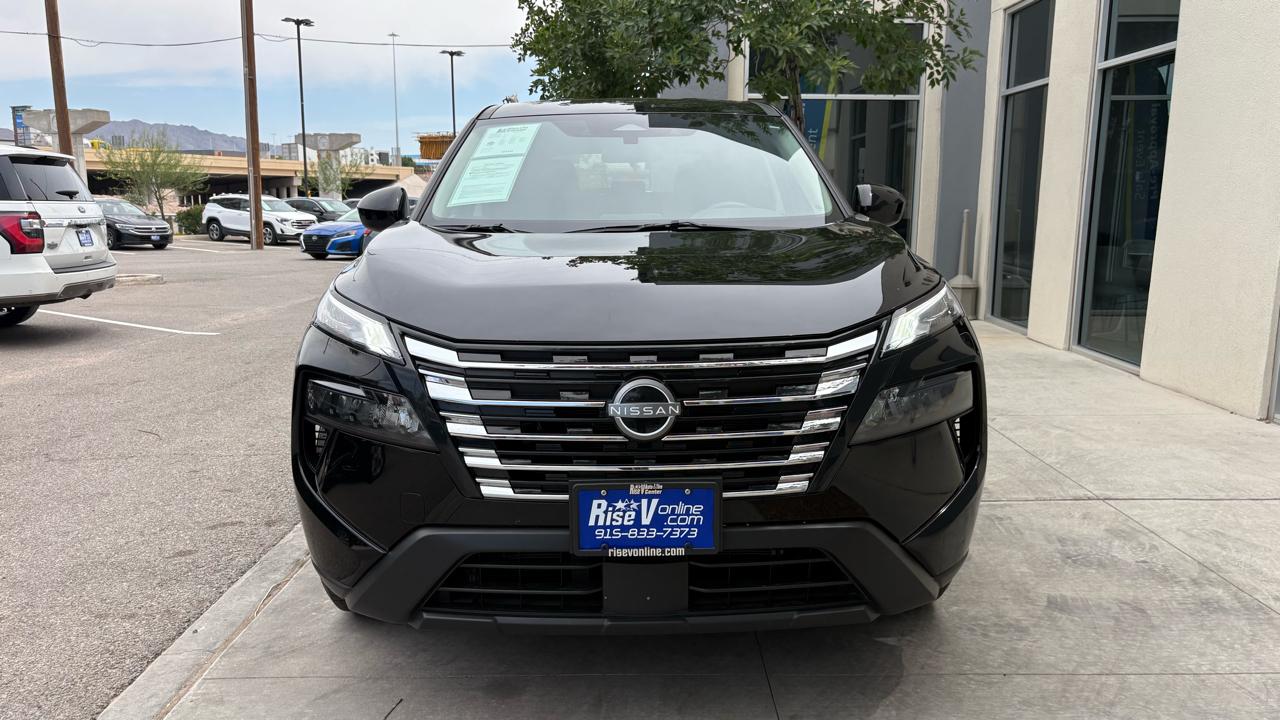 Nissan Rogue SV 2025