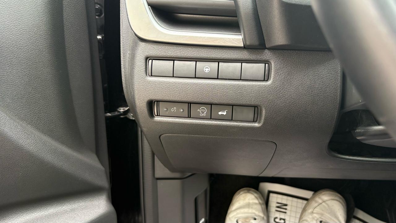Nissan Rogue SV 2025