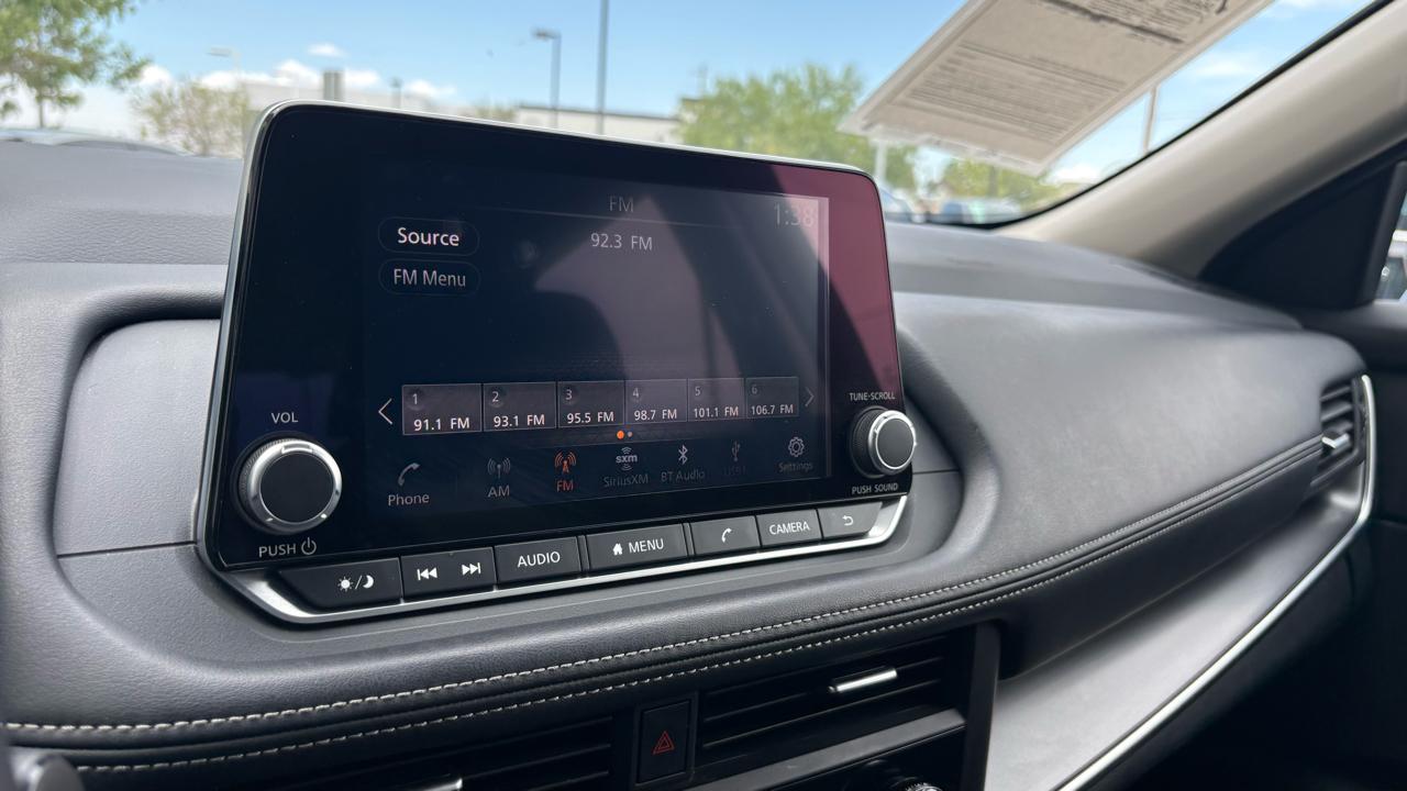 Nissan Rogue SV 2025