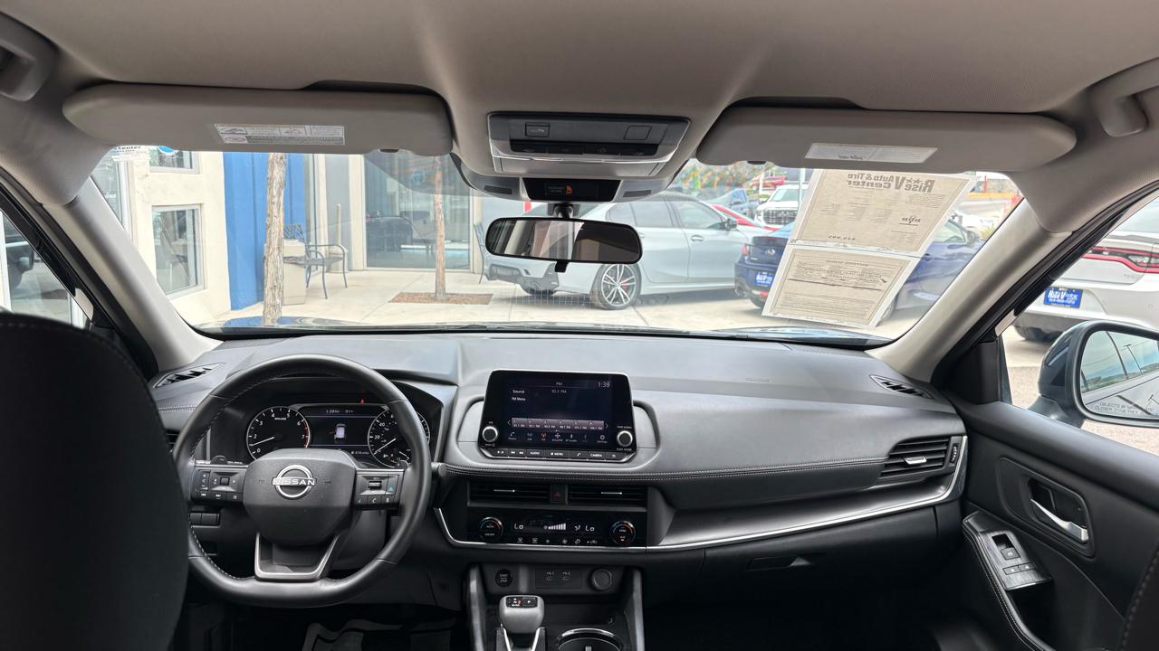 Nissan Rogue SV 2025