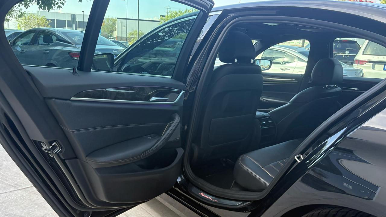 BMW 5-Series 540i 2018