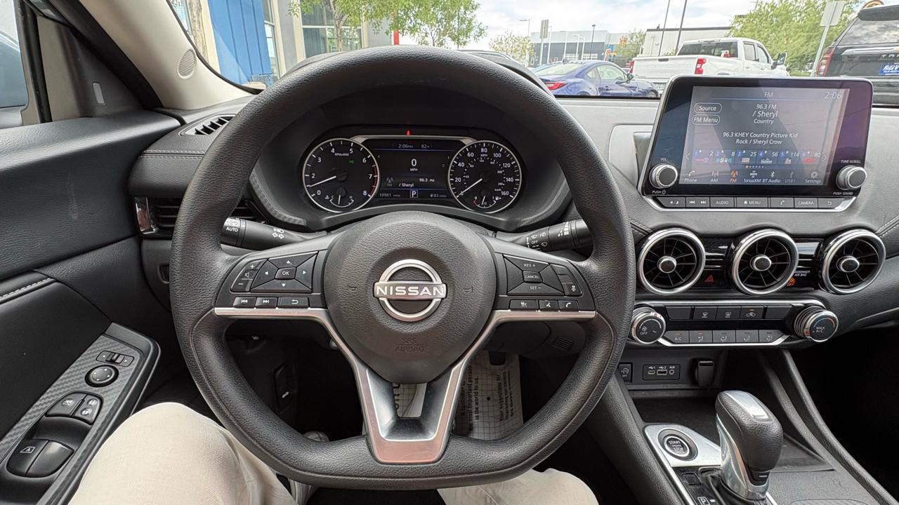 Nissan Sentra SV 2025