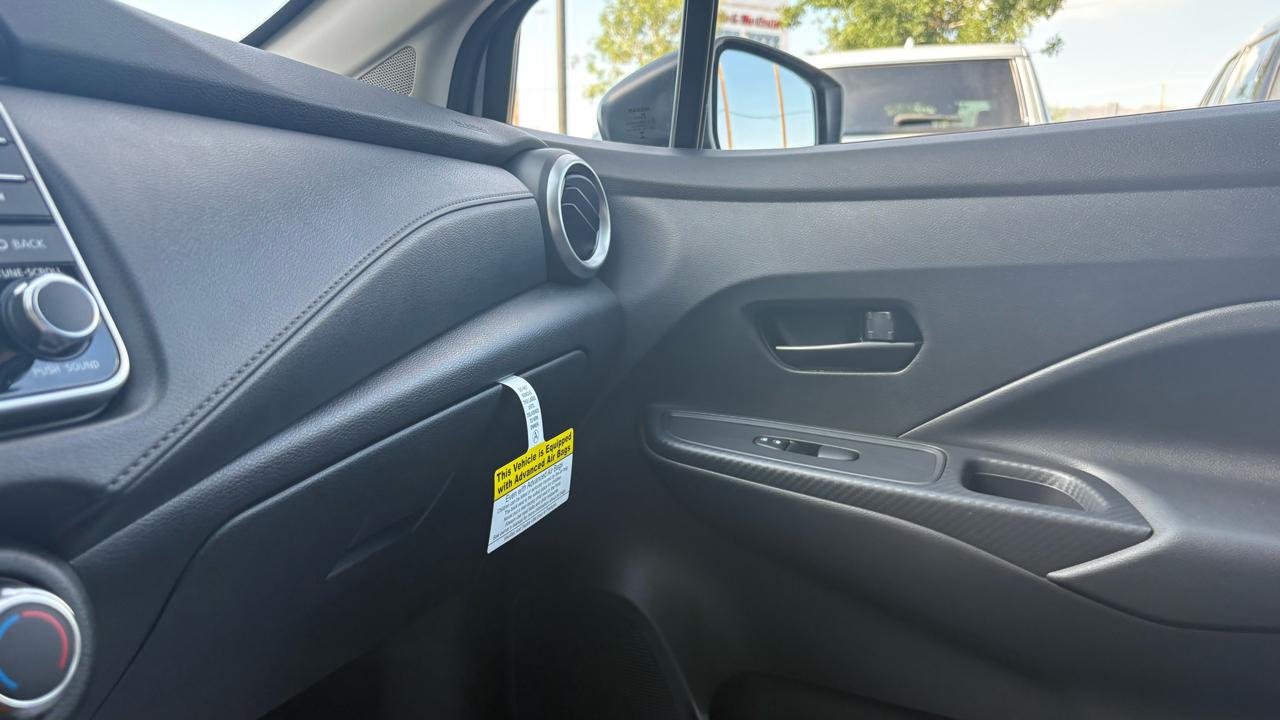 Nissan Versa S CVT 2025