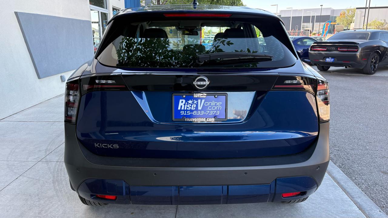 Nissan Kicks S 2025