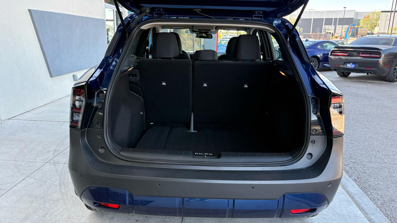 Nissan Kicks S 2025