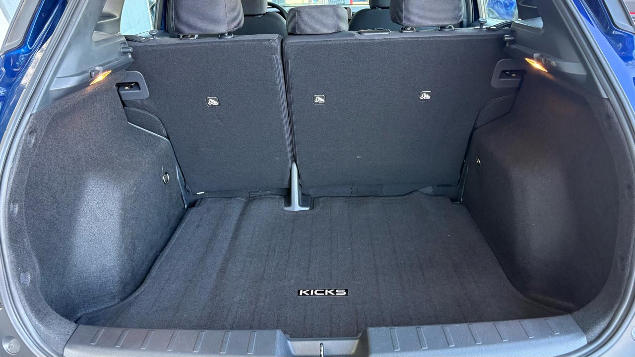 Nissan Kicks S 2025
