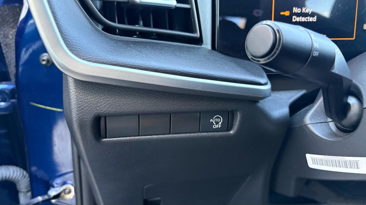 Nissan Kicks S 2025
