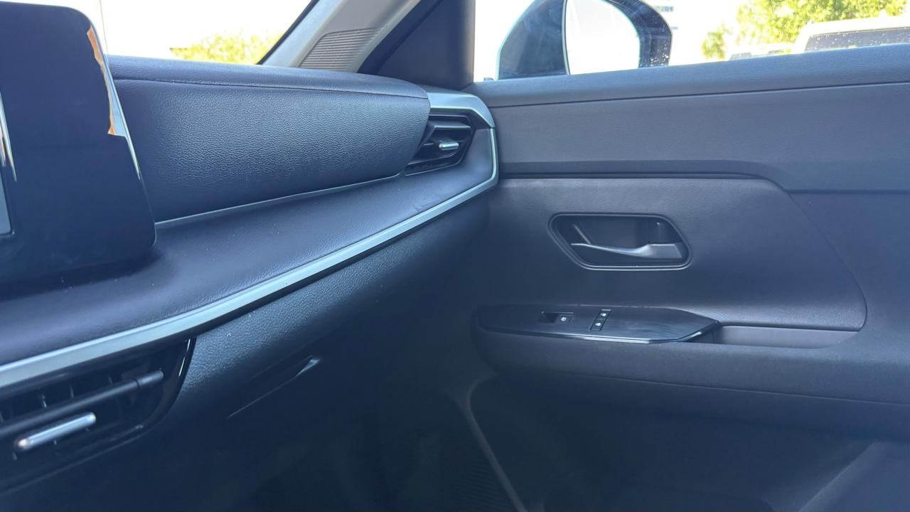 Nissan Kicks S 2025