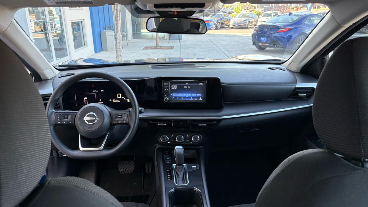 Nissan Kicks S 2025