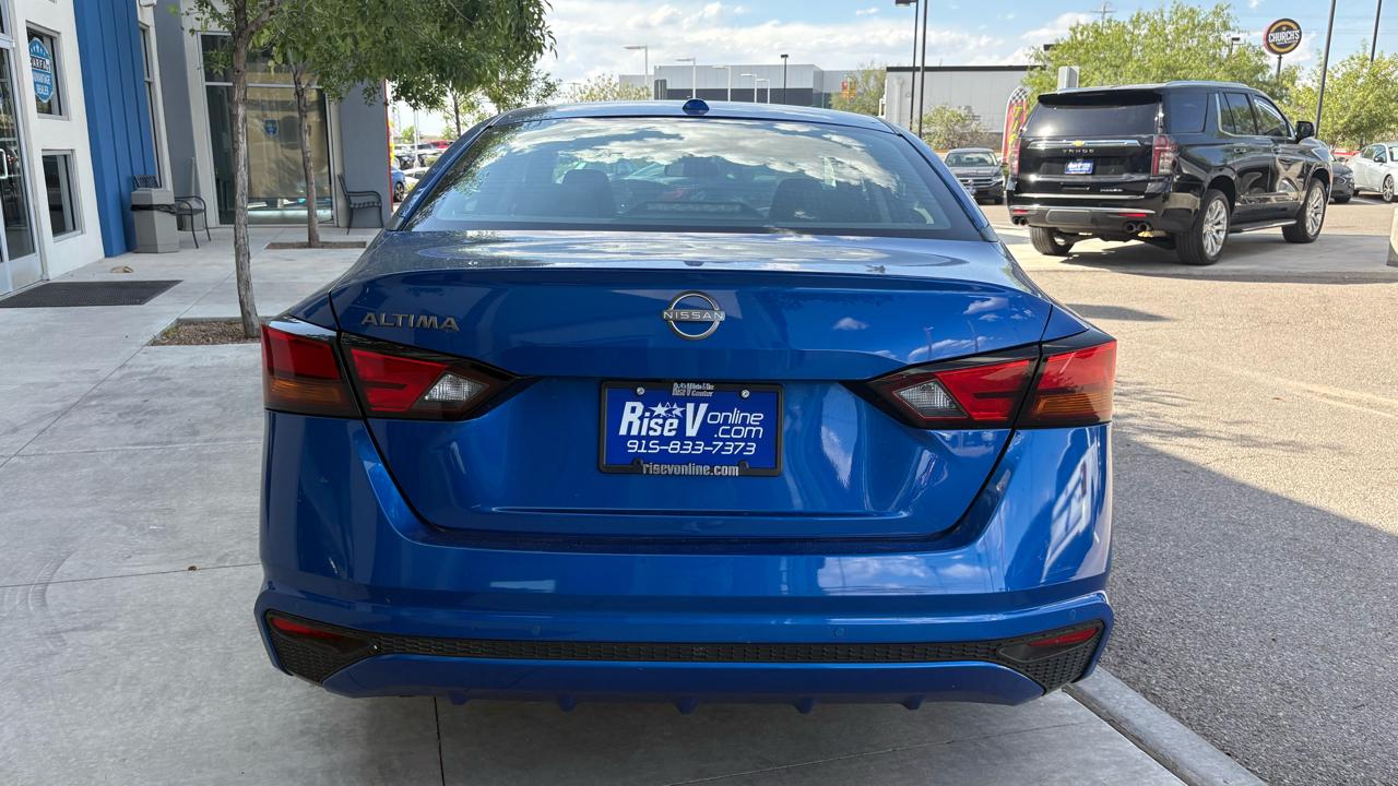 Nissan Altima 2.5 SV 2025