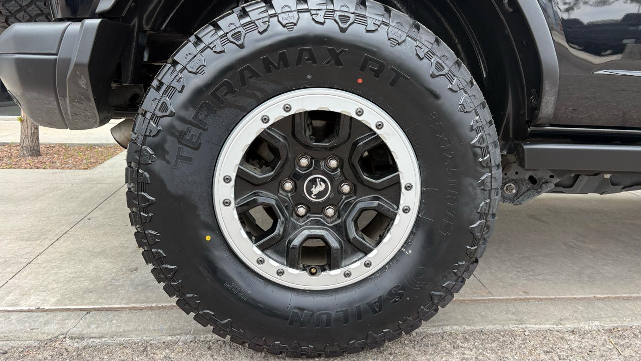 Ford Bronco Black Diamond 4-Door 2024