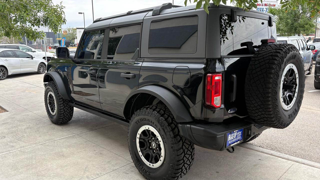 Ford Bronco Black Diamond 4-Door 2024