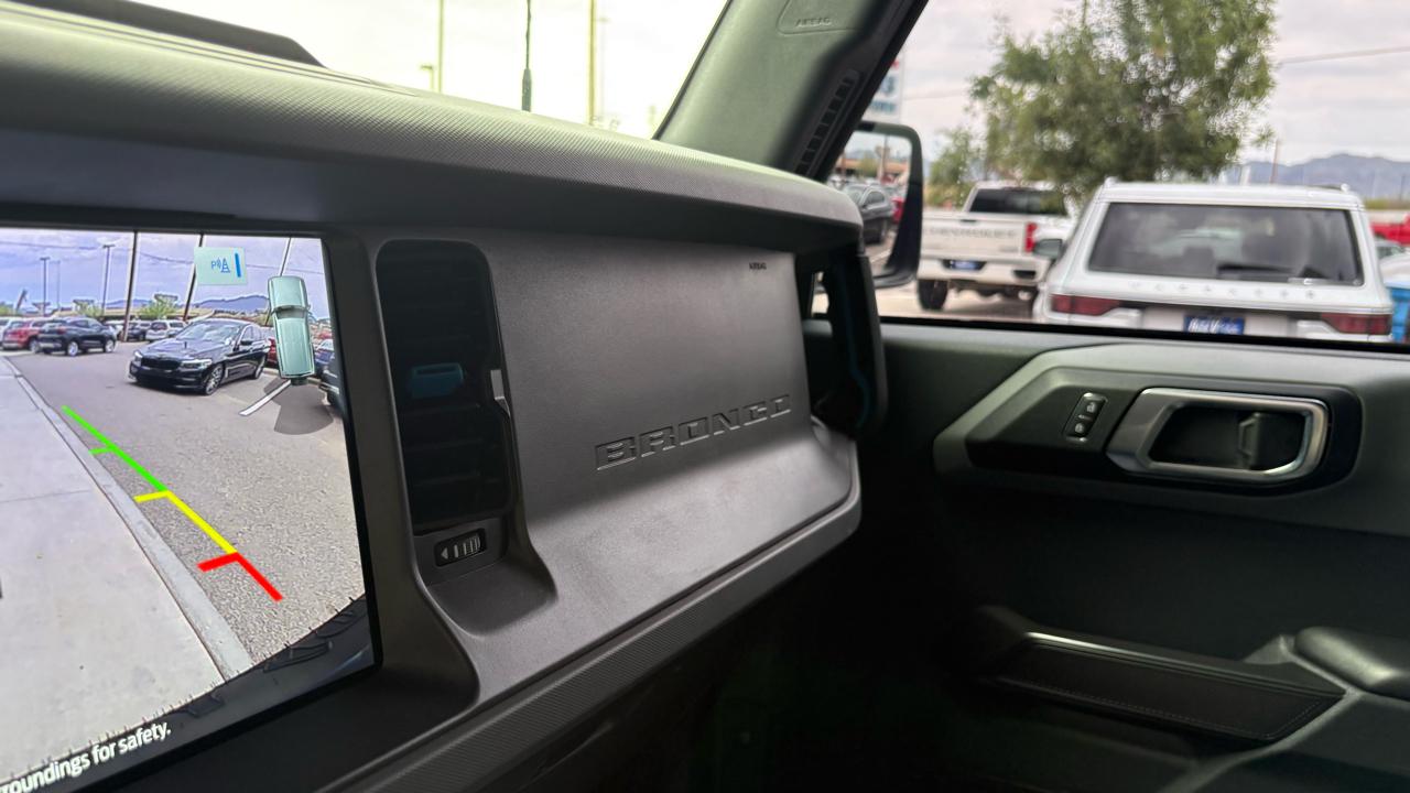 Ford Bronco Black Diamond 4-Door 2024