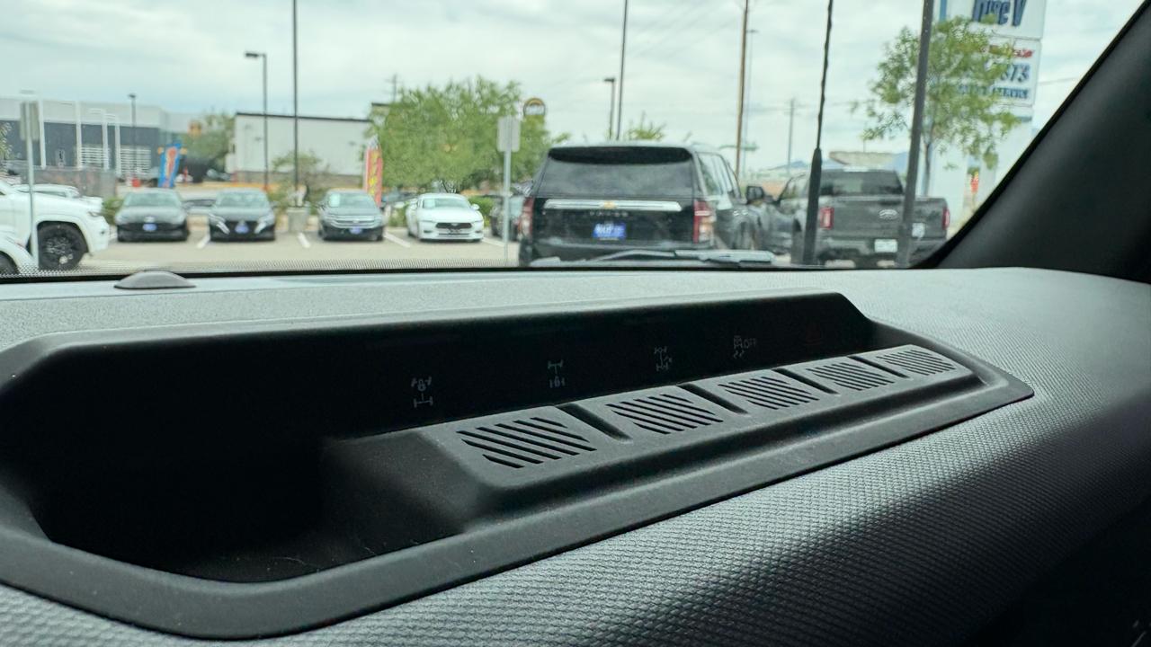 Ford Bronco Black Diamond 4-Door 2024